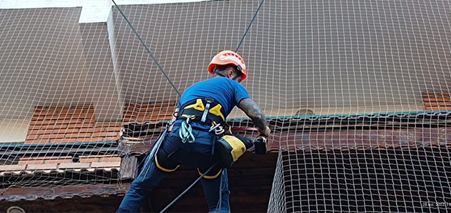 lucreaza-la-inaltime-cu-profesionisti-in-domeniu